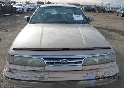 1997 Ford Crown Victoria Police Interceptor z USA, uszkodzony, nr VIN 2FALP71W4VX207848